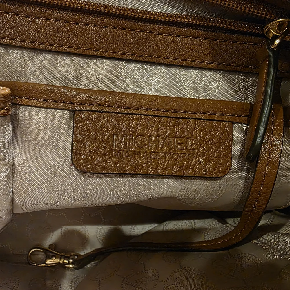 Michael Kors Small Brooke Bag w/Gold Hardware